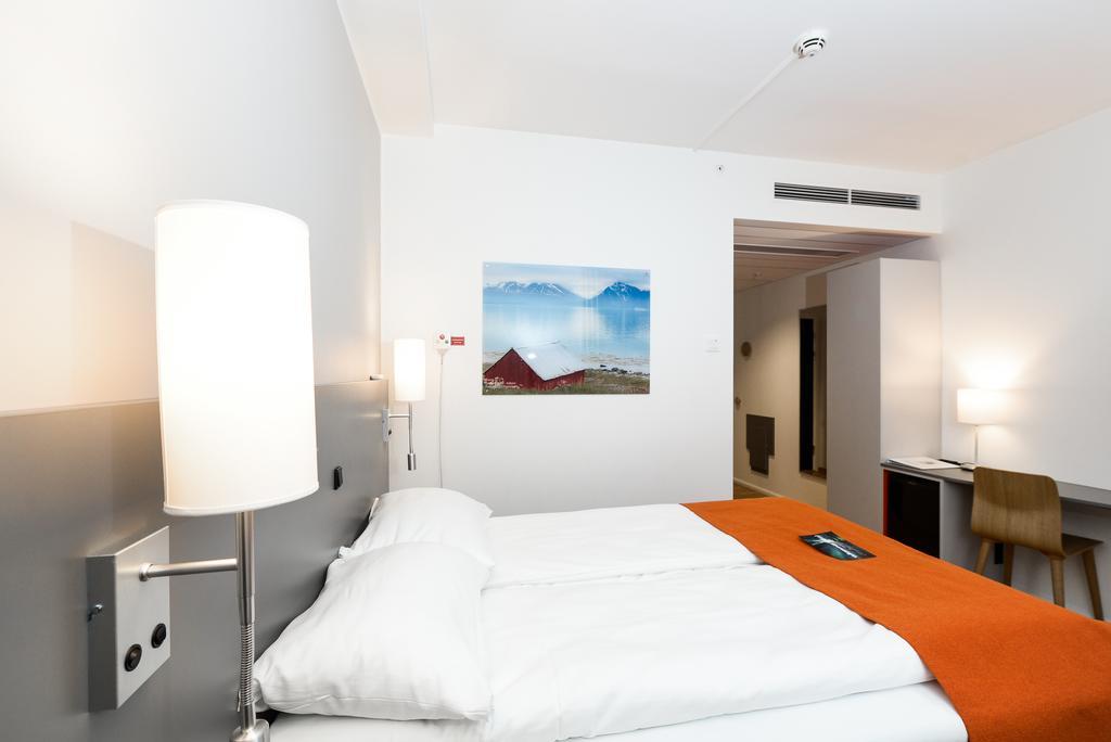 Pingvinhotellet Unn Hotel